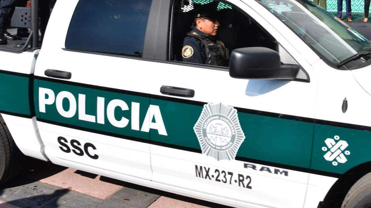 Una camioneta de la SSC