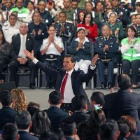 Como los presidentes del pasado, Peña Nieto llama a la unidad nacional