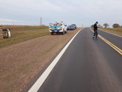 Se salvaron de milagro: fuerte vuelco en Choele Choel