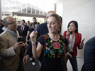 Sheinbaum arremete contra Calderón por proponer que EU vigile elecciones de 2024