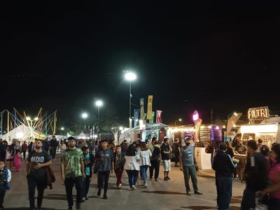 Cómo continúa este sábado, la Expo Plottier