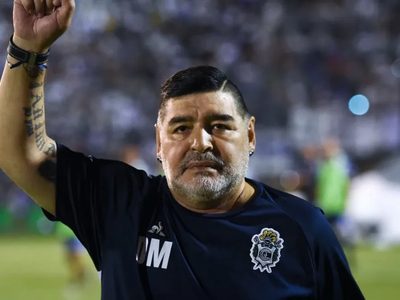 Causa Diego Maradona: un médico reveló que pidieron que Luque y Cosachov seden al futbolista por tiempo indeterminado