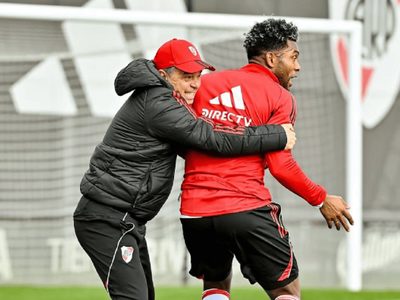 “No lo vi incómodo”: Marcelo Gallardo salió a bancar a Borja en medio de su racha negativa