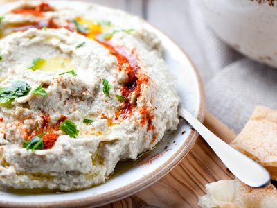 Babaganoush o pasta de berenjenas: una receta árabe con un sabor único, perfecta para tus picadas