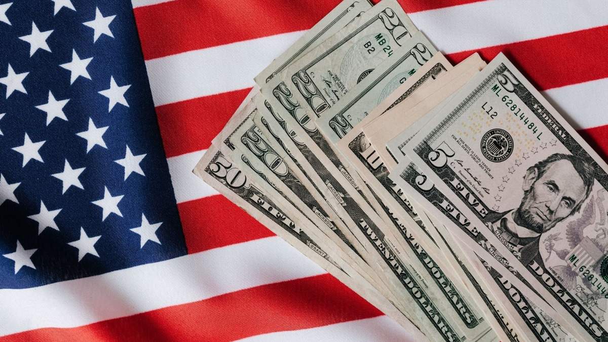 Una nueva propuesta federal plantea que los bancos verifiquen la ciudadanía de sus clientes actuales y nuevos. Esto es lo que se sabe hasta ahora.
