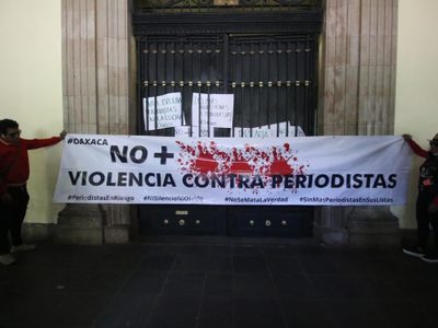 Marchan en Oaxaca por justicia para Heber López, periodista asesinado hace un año