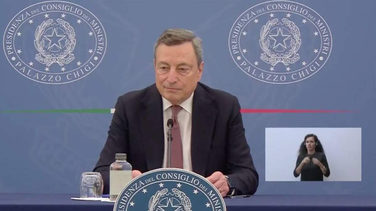 Mario Draghi, primer ministro de Italia, en la conferencia