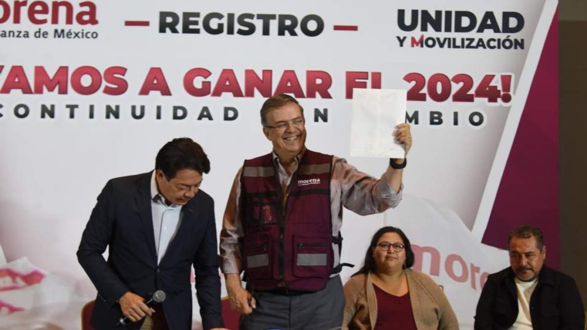 Marcelo Ebrard se registra como precandidato de Morena a la presidencia