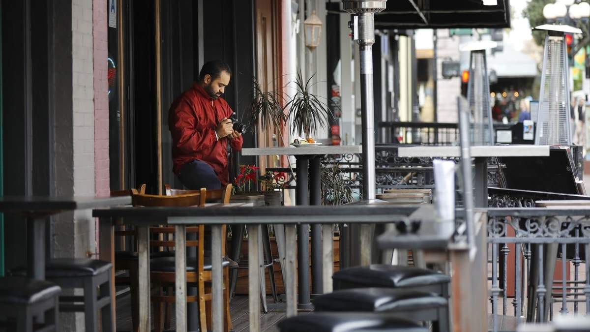 Nuevas formas de atender en restaurantes. Fuente: (Twitter)