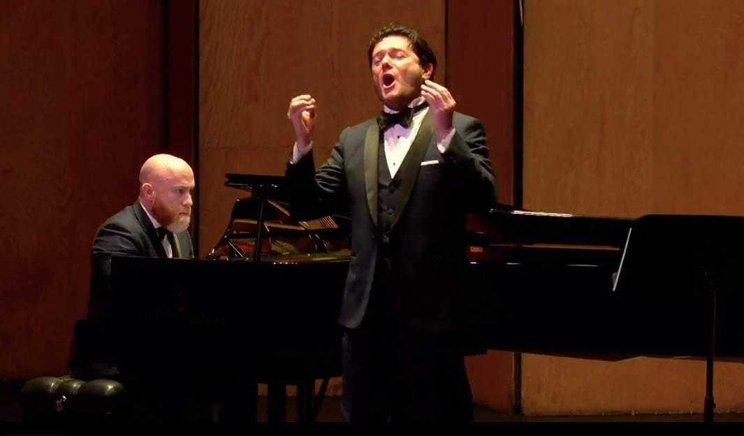 El tenor Arturo Chacón en la 51 edición del Festival Cervantino