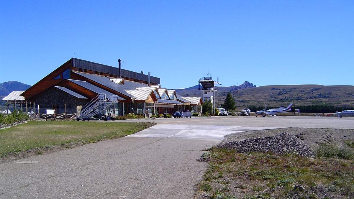 El aeropuerto tuvo que cerrar sus operaciones tras el despiste de un Cessna