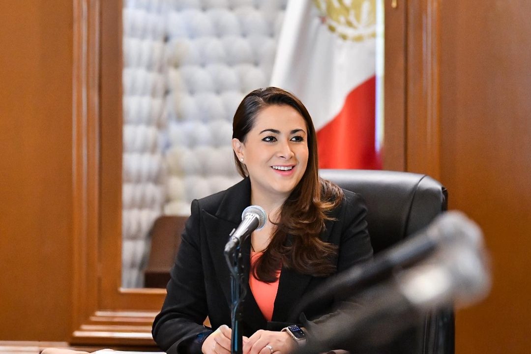 Gobernadora Foto Facebook  Tere Jiménez