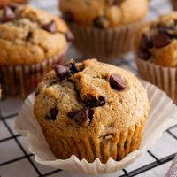 Muffins de dulce de leche y chips de chocolate: súper húmedos y cremosos, la receta que te va a enamorar