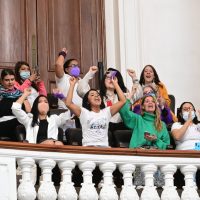 Congreso de la CDMX incluye la violencia vicaria en ley que protege a las mujeres