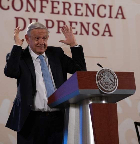 “Increíble lo que han hecho los ingenieros militares. Imagínense lo que es construir, ese es el plan, 2 mil 700 sucursales en todo el país, que tengan luz, internet, cajeros", comentó el presidente López Obrador.