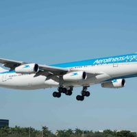 Vacunas: el Gobierno prepararía un nuevo vuelo para traer 600 mil dosis