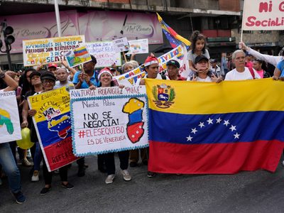 Venezolanos aprueban referendo para reclamar soberanía de territorio en disputa con Guyana