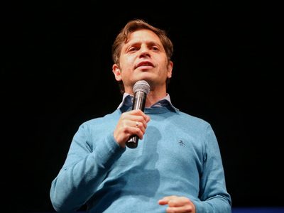 Axel Kicillof, junto con Alberto Fernández: “Estamos dando vuelta la página de la pandemia”