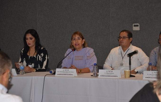 María Elena Adriana Ruiz Visfocri, consejera presidenta del IEE de Colima, reiteró que es importante que el instituto cuente con los recursos necesarios para pagar los salarios del personal administrativo y para estar en condiciones de encarar los preparativos del proceso electoral próximo