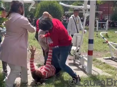 Golpes y acarreo en el proceso de Morena para elegir consejeros en CDMX