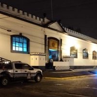 Detienen a comerciante por "extorsionador" y muere en cuartel policiaco