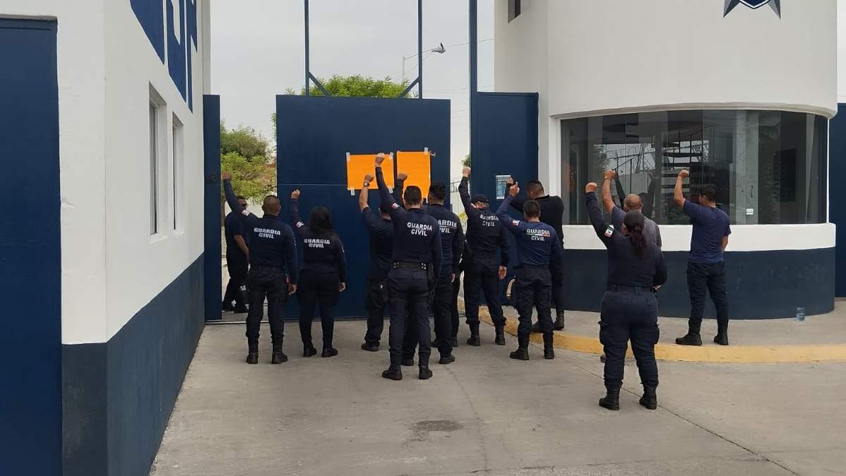 Policías en paro