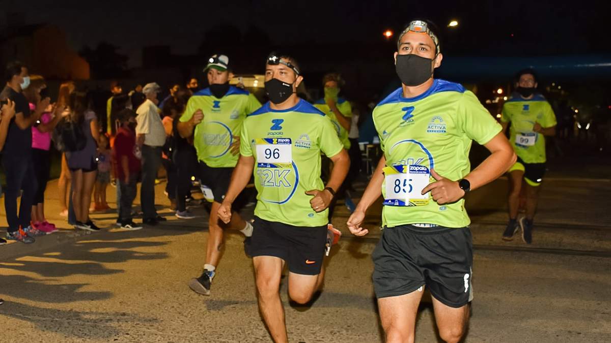 Zapala Night Run. Fuente: (Twitter)