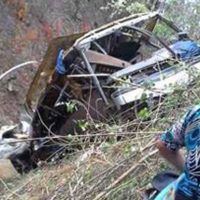 Autobús con feligreses cae a barranco en Chiapas; 16 muertos, el saldo preliminar
