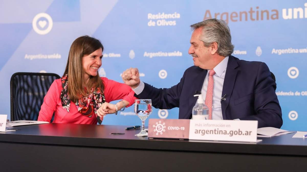 María Eugenia Raverta, titular de la ANSES, y el presidente de la Nación Alberto Fernández. Fuente: (Twitter)