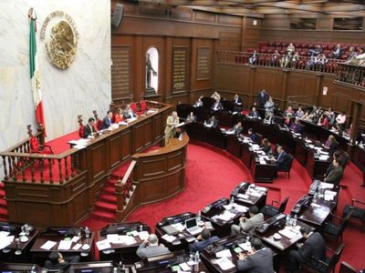 Michoacán aprueba su reforma para elegir jueces y magistrados locales por voto popular