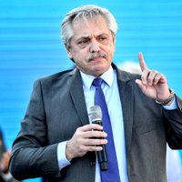 Aumento para jubilados y una indirecta para Macri: "La mayor corrupción es mentirle a la gente"