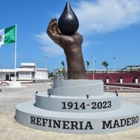 AMLO supervisa la refinería Madero, en Tamaulipas