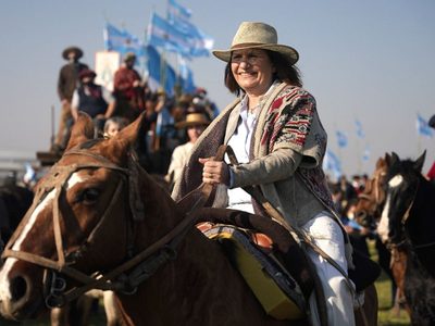 Patricia Bullrich sobre el cepo: “¡Te hicieron entrar con tu empresa agropecuaria y ahora te asfixia