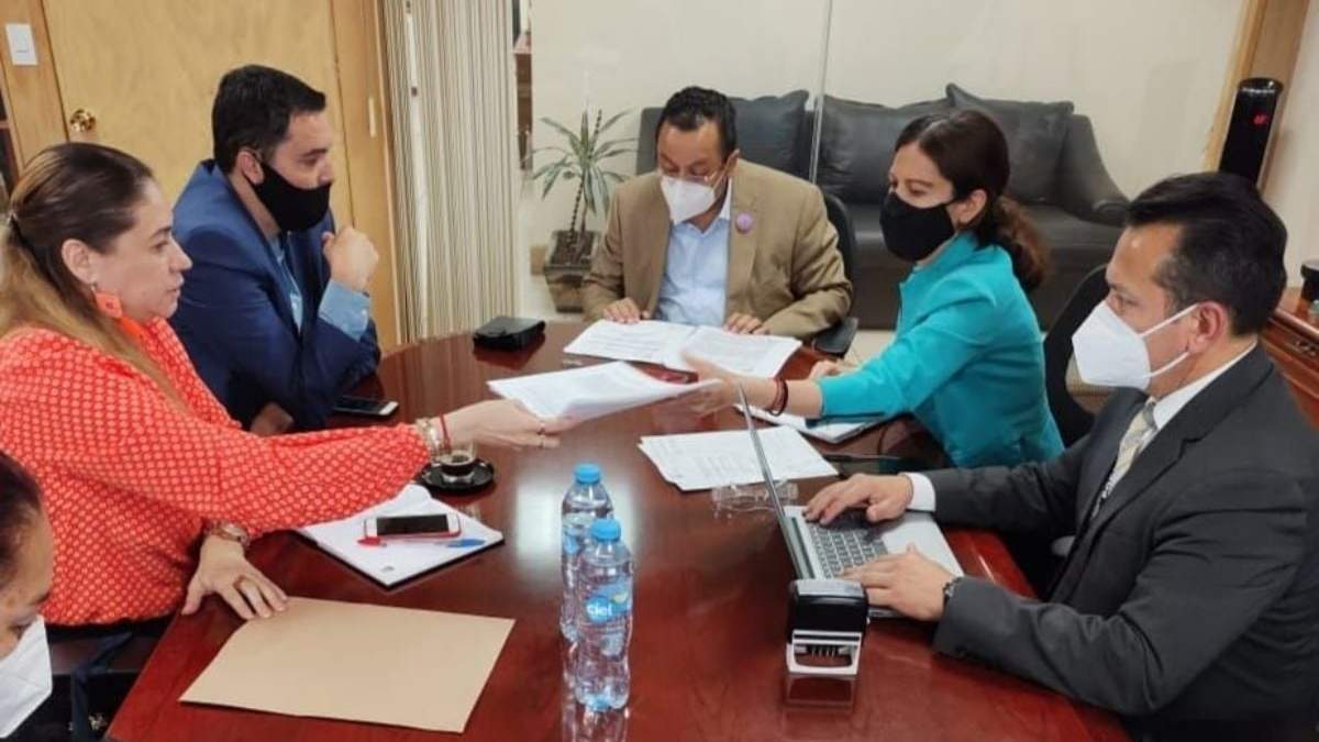 La entrega en San Lázaro de la solicitud de desafuero del diputado Saúl Huerta