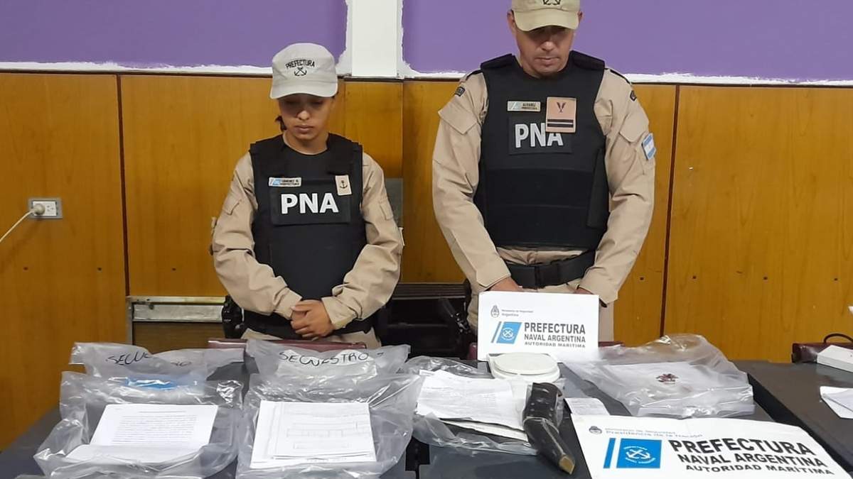 También fue incautada documentación que podría se útil para la causa judicial. Fuente: (Prefectura Naval)