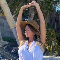 "Al natural": Karina Jelinek comenzó el día con una nueva y deslumbrante foto de su look
