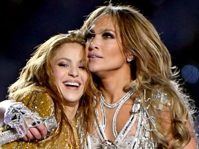 Teléfono, Donald: Shakira y JLO expusieron las prácticas de Trump en el Super Bowl