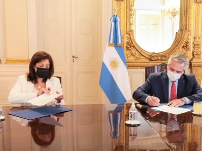 Para Arabela Carreras, “la Zona Franca de Sierra Grande tendrá mucho éxito”