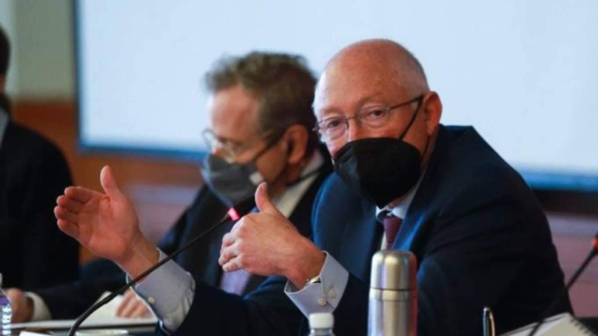 El embajador de EU en México, Ken Salazar