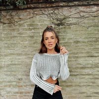 Cami Homs tiene la prenda más versátil de la temporada y que nunca pasa de moda: mirá cómo combinarla