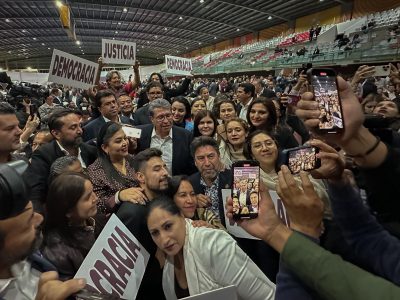 No cedimos pese a presiones y amenazas extranjeras: Ricardo Monreal