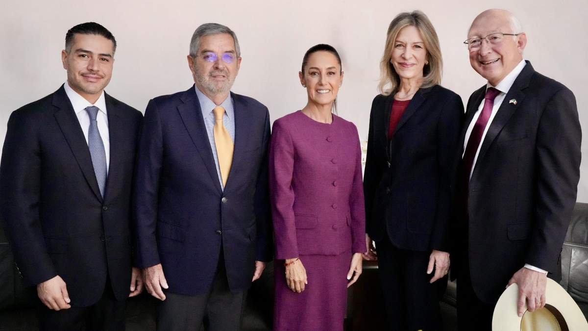 Encuentro entre Sheinbaum y la asesora presidencial