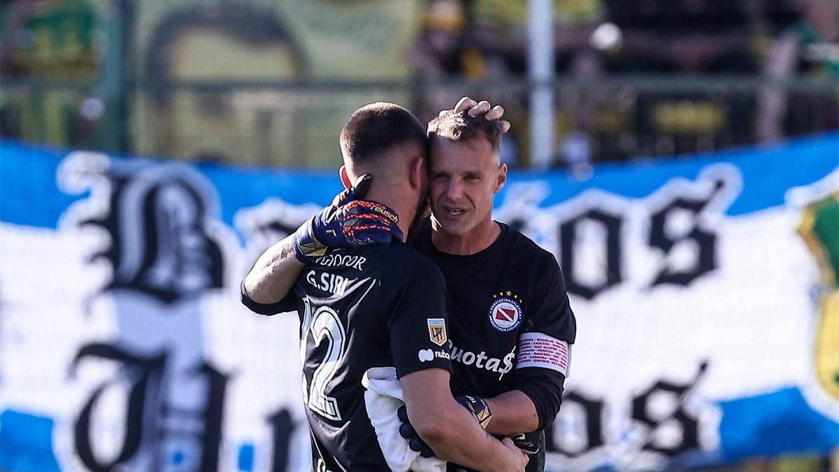 Se va remplazado con dolor el Ruso Rodríguez.