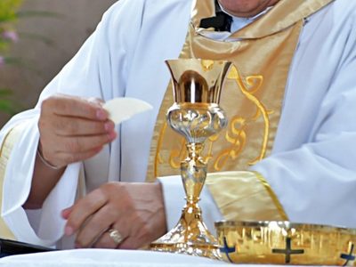 Dos sacerdotes de la Arquidiócesis de Morelia son atacados a balazos; uno resultó herido
