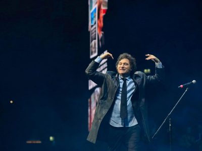 Show, música e invitados VIP: así fue la presentación del libro de Javier Milei en el Luna Park