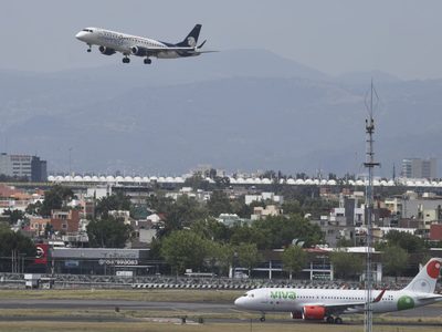 Hubo 20 millones de pasajeros en vuelos nacionales e internacionales entre enero y febrero: Sectur