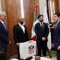 Samuel García anuncia nuevo estadio para Tigres y un juego de la NFL