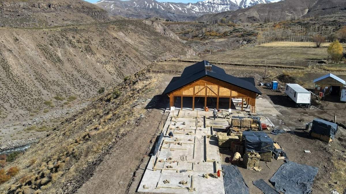 La obra de hostería en Los Miches. Fuente: (Twitter)
