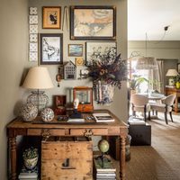 Si heredaste muebles de tu abuela, mirá estas 7 antigüedades y piezas vintage que valen una fortuna y podés revender