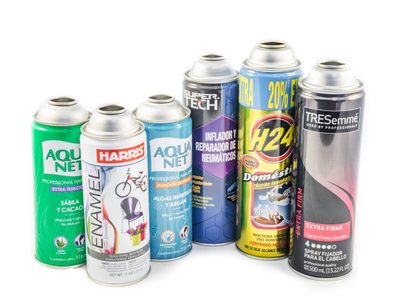 Nunca más tires los envases de aerosol vacíos, creá esto tan útil para la puerta de tu casa o el jardín